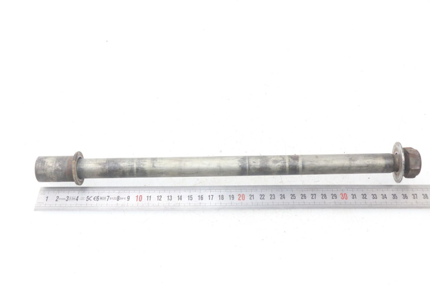 photo de AXE ROUE ARRIERE YAMAHA FJR ABS 1300 (2006 - 2012) - Zoom état d’usage