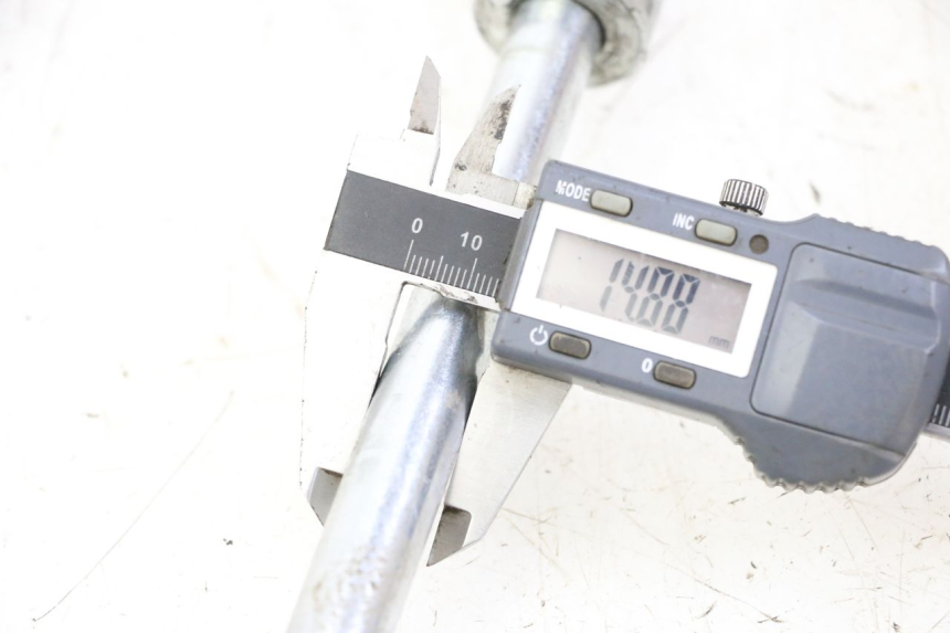 photo de AXE ROUE ARRIERE KIDEN KD125-G 125 (2018 - 2022) - Détail de la pièce