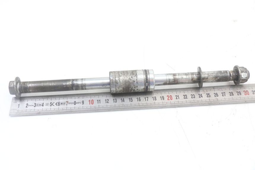 photo de AXE ROUE ARRIERE ASTOR ORCAL 125 (2015 - 2017) - Détail de la pièce