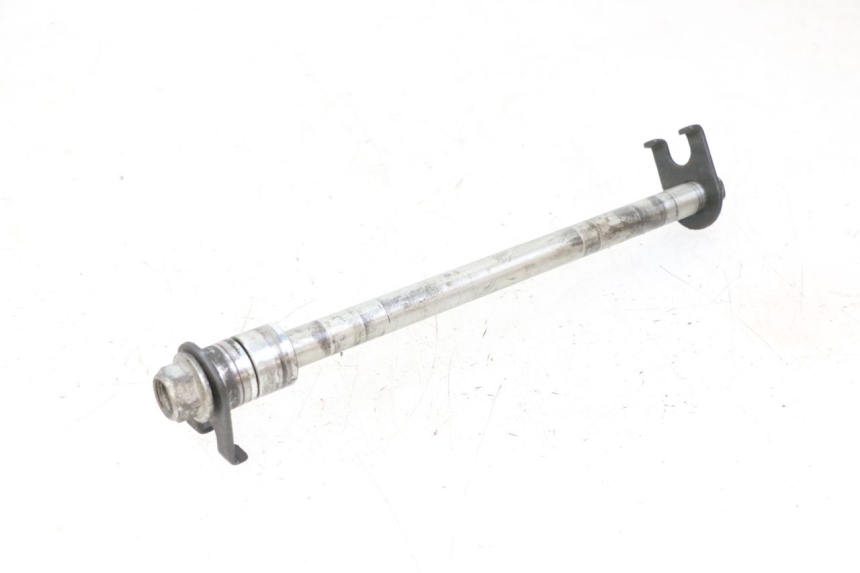 photo de AXE ROUE ARRIERE MAG POWER R-STREET 50 (2016 - 2025) - Gros plan technique