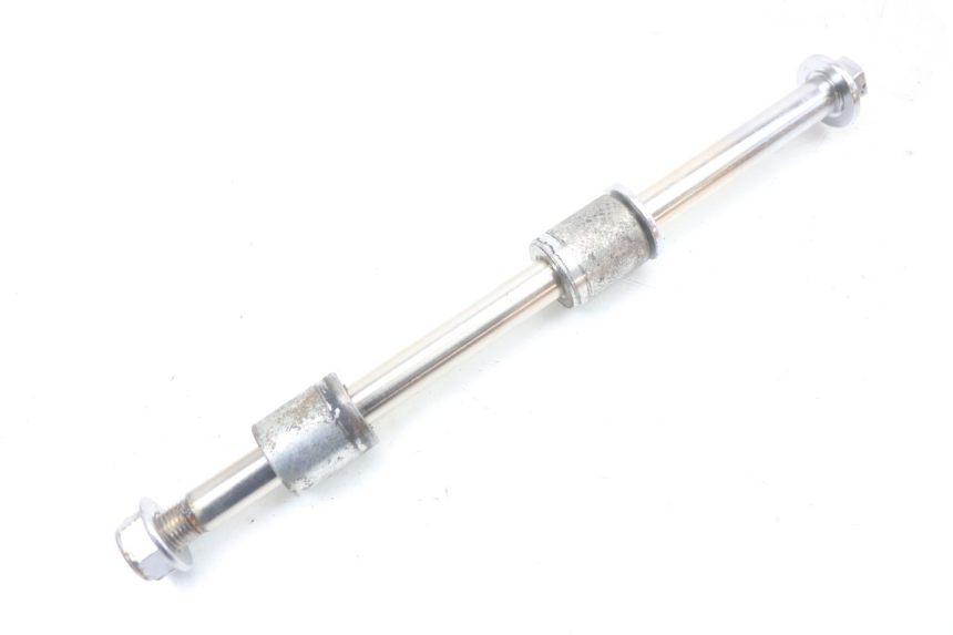 photo de AXE ROUE ARRIERE REGAL RAPTOR SPYDER 125 (2010 - 2018) - Détail de la pièce