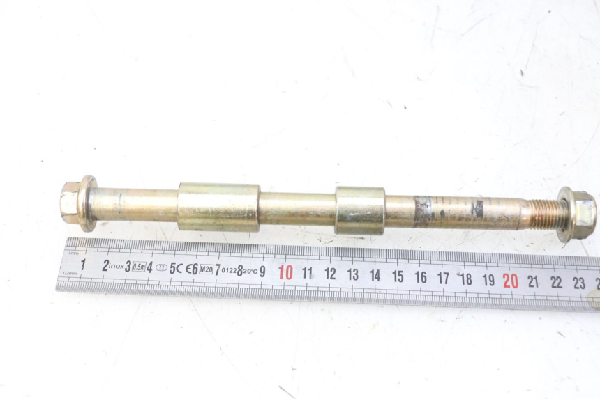 photo de AXE ROUE ARRIERE APOLLO RFZ 150 - Autre angle de vue