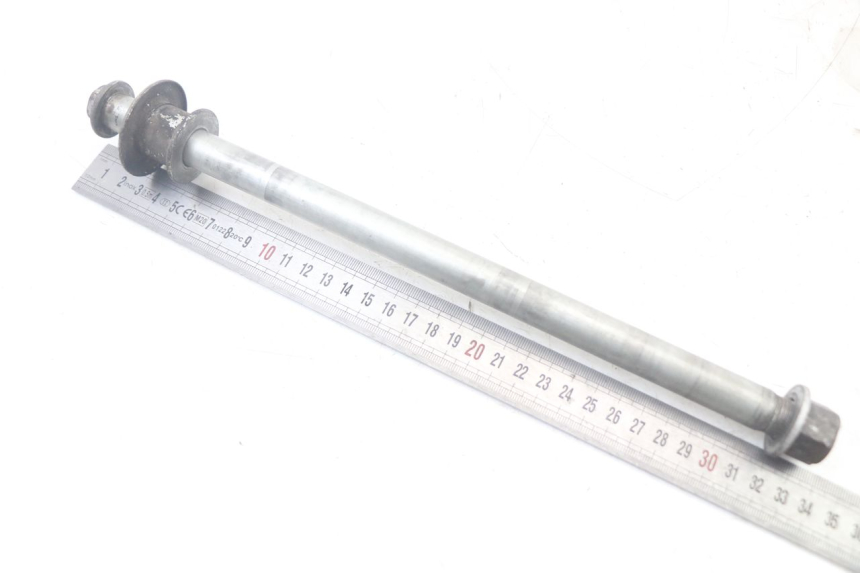 photo de AXE ROUE ARRIERE SUZUKI SV N 650 (1999 - 2002) - Détail de la pièce