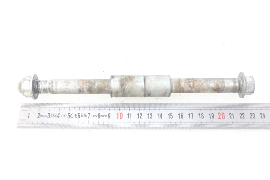 photo de AXE ROUE ARRIERE NITRO MOTORS THUNDER 125 - Gros plan technique