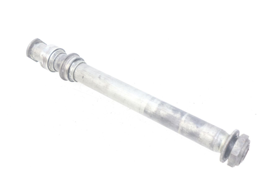 photo de AXE ROUE ARRIERE SUZUKI TLS TL S 1000 (1997 - 2001) - Gros plan technique