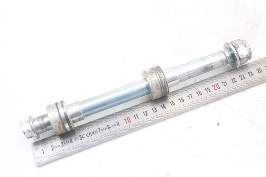 photo de AXE ROUE ARRIERE VENT DERAPAGE 50 (2018 - 2023) - Zoom état d’usage