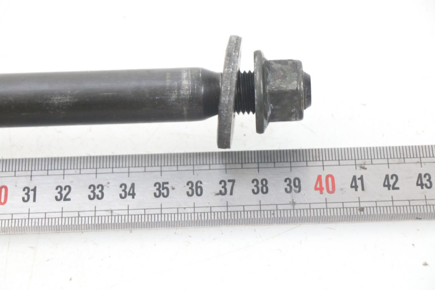 photo de AXE ROUE ARRIERE YAMAHA XP T-MAX TMAX ABS 500 (2004 - 2007) - Détail de la pièce