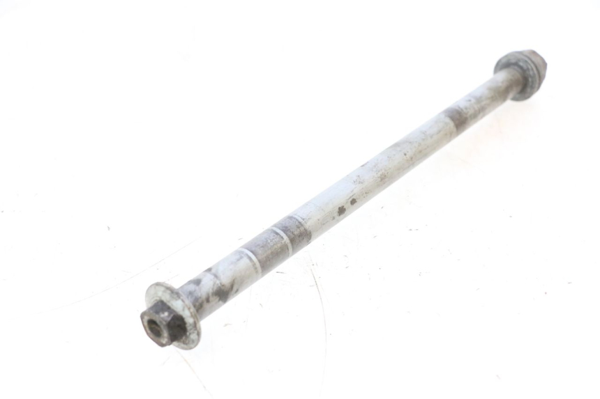 photo de AXE ROUE ARRIERE HONDA XRV AFRICA TWIN 750 (1990 - 1992) - Détail de la pièce