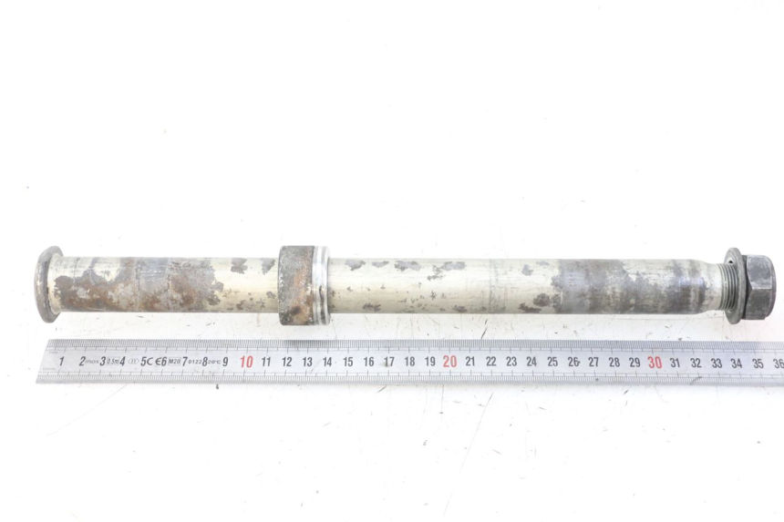 photo de AXE ROUE ARRIERE YAMAHA YP T-MAX TMAX 530 (2017 - 2020) - Zoom état d’usage