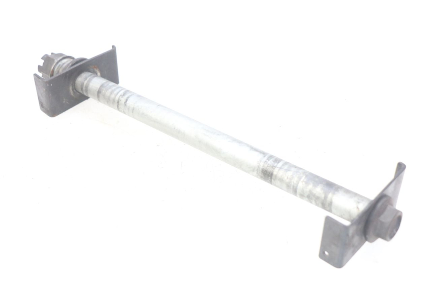 photo de AXE ROUE ARRIERE KAWASAKI ZR7 ZR-7 S 750 (1999 - 2004) - Vue principale