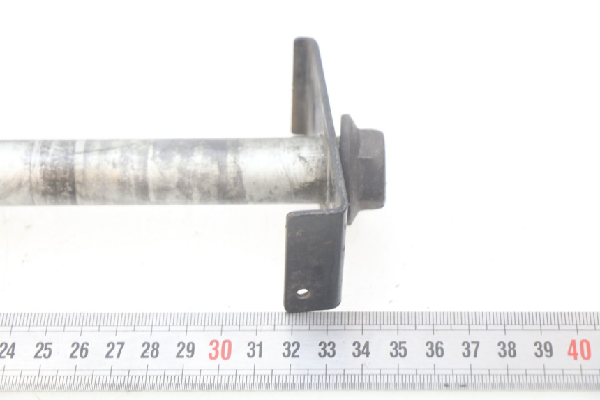 photo de AXE ROUE ARRIERE KAWASAKI ZR7 ZR-7 S 750 (1999 - 2004) - Détail de la pièce