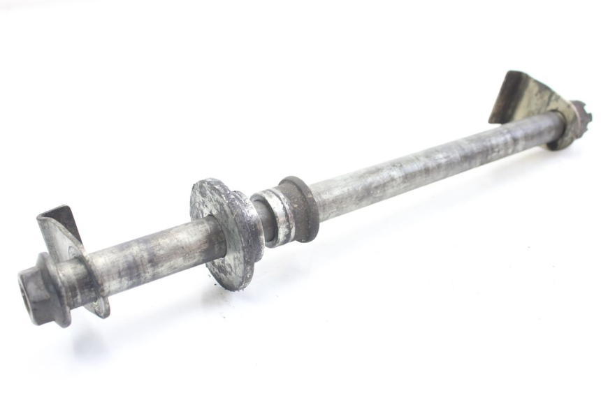 photo de AXE ROUE ARRIERE KAWASAKI ZZR 600 (1995 - 2004) - Vue principale