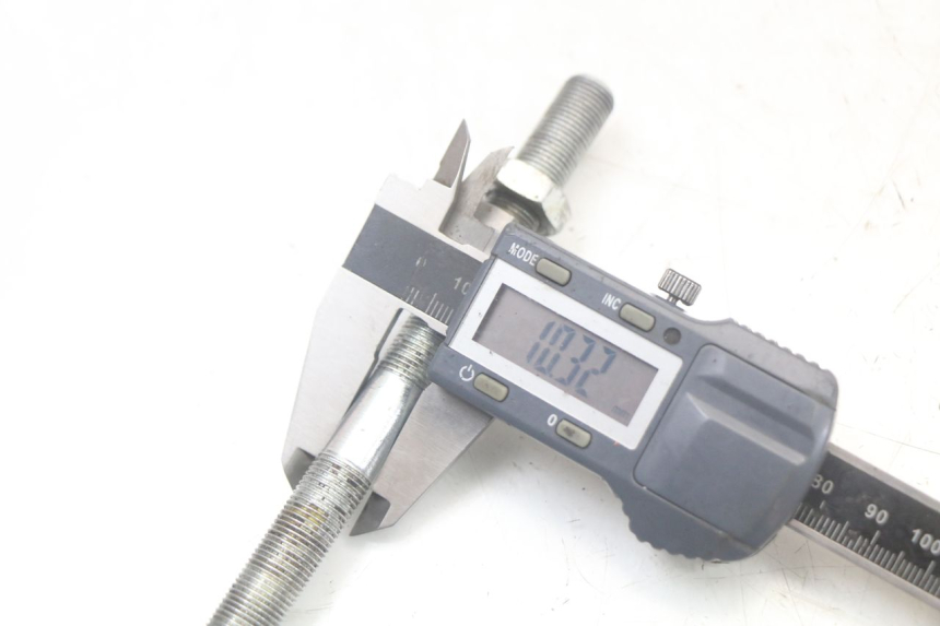 photo de AXE ROUE AVANT PEUGEOT 103 VOGUE VS2 50 (2004 - 2017) - Autre angle de vue