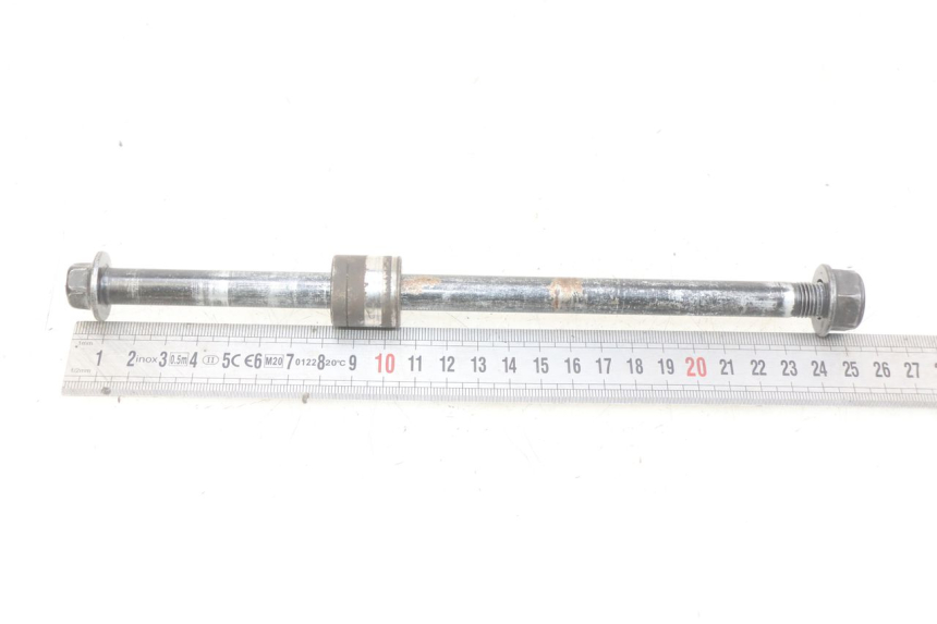 photo de AXE ROUE AVANT KYMCO AGILITY 16+ 4T 50 (2018 - 2023) - Autre angle de vue