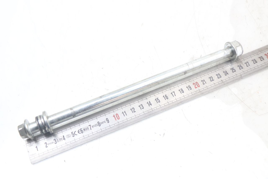 photo de AXE ROUE AVANT KYMCO AGILITY 4T 50 (2018 - 2022) - Détail de la pièce