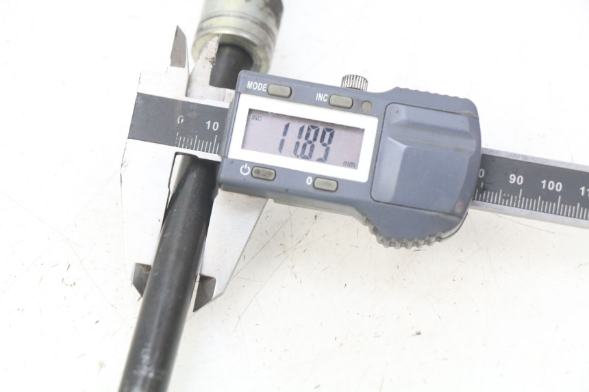 photo de AXE ROUE AVANT KYMCO AGILITY CITY 2T 50 (2008 - 2016) - Autre angle de vue