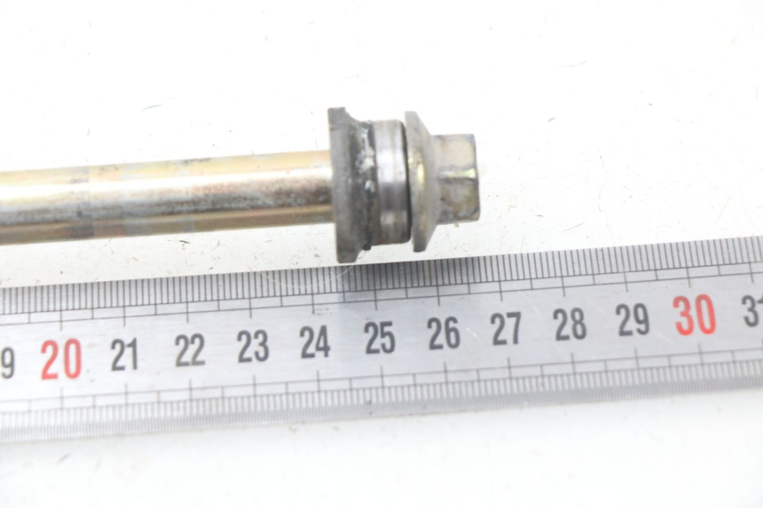 photo de AXE ROUE AVANT KYMCO AGILITY FR 2T 50 (2012 - 2017) - Zoom état d’usage