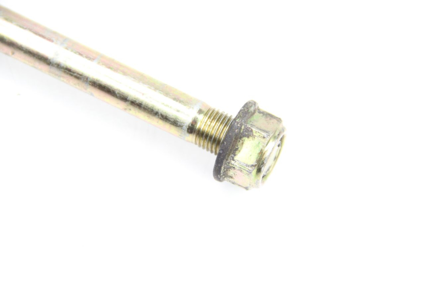 photo de AXE ROUE AVANT KYMCO AGILITY FR 2T 50 (2012 - 2017) - Zoom état d’usage