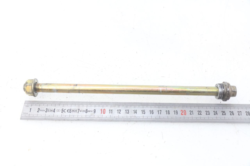 photo de AXE ROUE AVANT KYMCO AGILITY RS 2T 50 (2009 - 2013) - Autre angle de vue