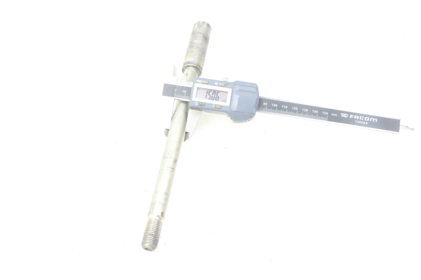 photo de AXE ROUE AVANT SUZUKI AN BURGMAN 400 (2006 - 2010) - Zoom état d’usage