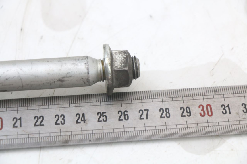 photo de AXE ROUE AVANT APRILIA SR MOTARD 50 (2012 - 2018) - Autre angle de vue