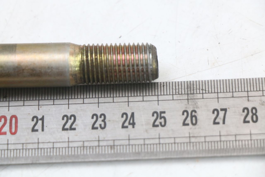 photo de AXE ROUE AVANT HYOSUNG GV AQUILA 125 (2000 - 2009) - Zoom état d’usage