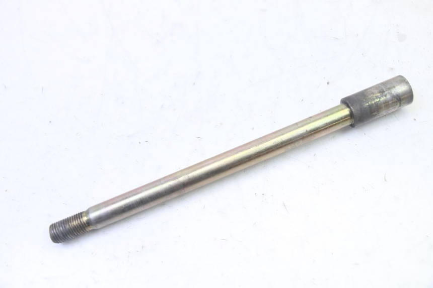 photo de AXE ROUE AVANT HYOSUNG GV AQUILA 125 (2000 - 2009) - Détail de la pièce