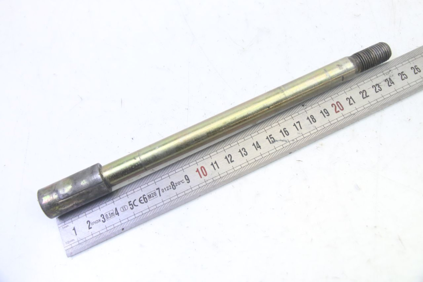 photo de AXE ROUE AVANT HYOSUNG GV AQUILA 125 (2000 - 2009) - Zoom état d’usage