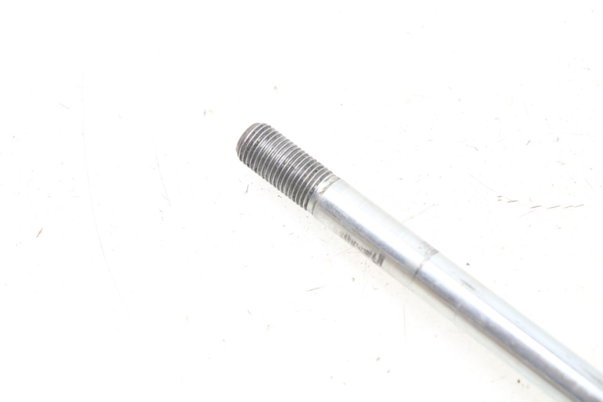 photo de AXE ROUE AVANT APRILIA ATLANTIC 125 (2003 - 2009) - Zoom état d’usage