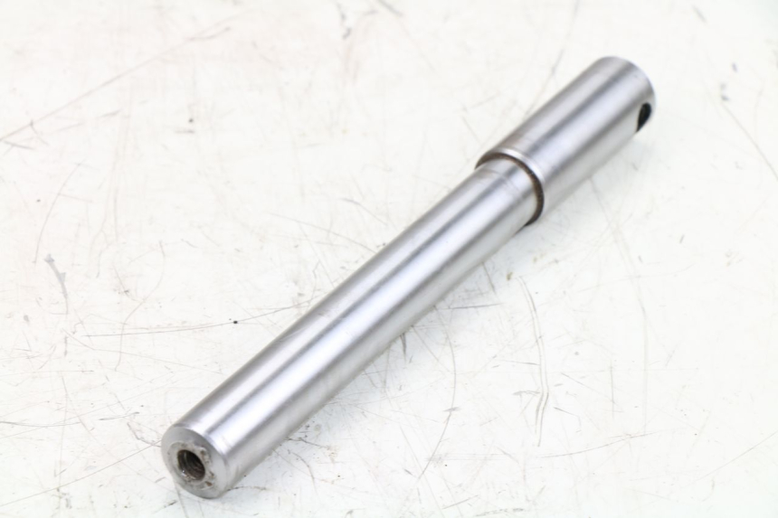 photo de AXE ROUE AVANT BMW K LT ABS 1100 (1990 - 1996) - Détail de la pièce