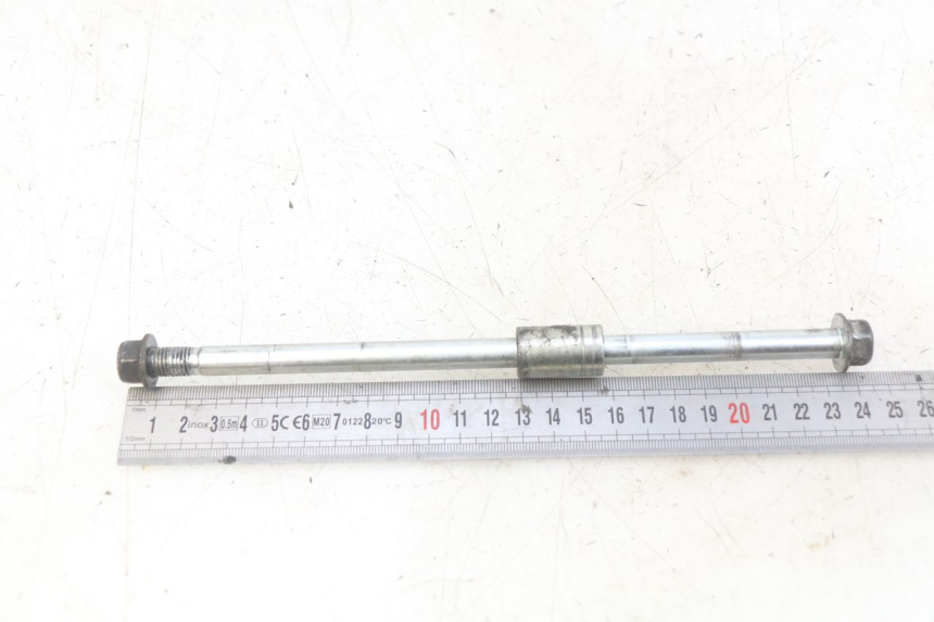 photo de AXE ROUE AVANT YAMAHA BW'S EASY 50 (2013 - 2016) - Détail de la pièce