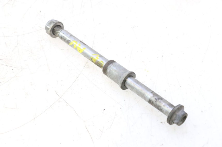 photo de AXE ROUE AVANT HONDA CB TWO FIFTY 250 (1991 - 2002) - Détail de la pièce