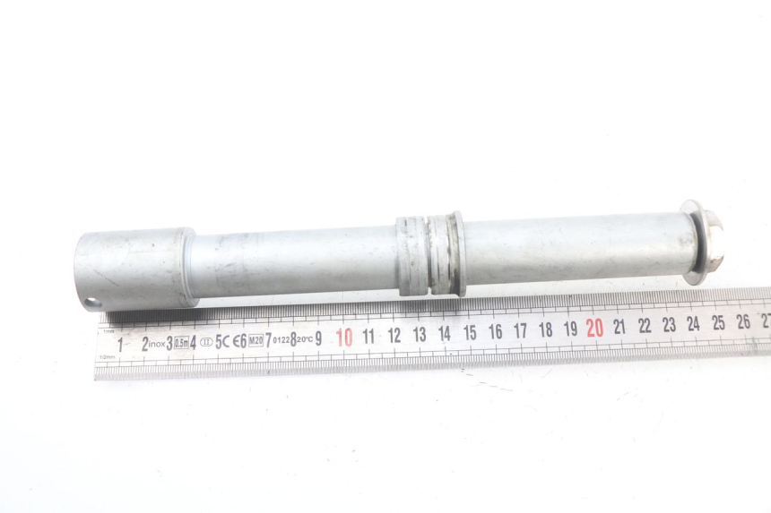 photo de AXE ROUE AVANT HONDA CBR RR FIREBLADE 1000 (2006 - 2007) - Détail de la pièce