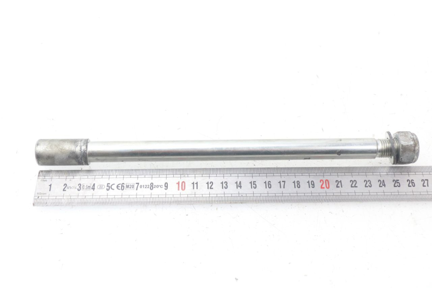 photo de AXE ROUE AVANT PEUGEOT CITYSTAR 50 (2013 - 2017) - Zoom état d’usage