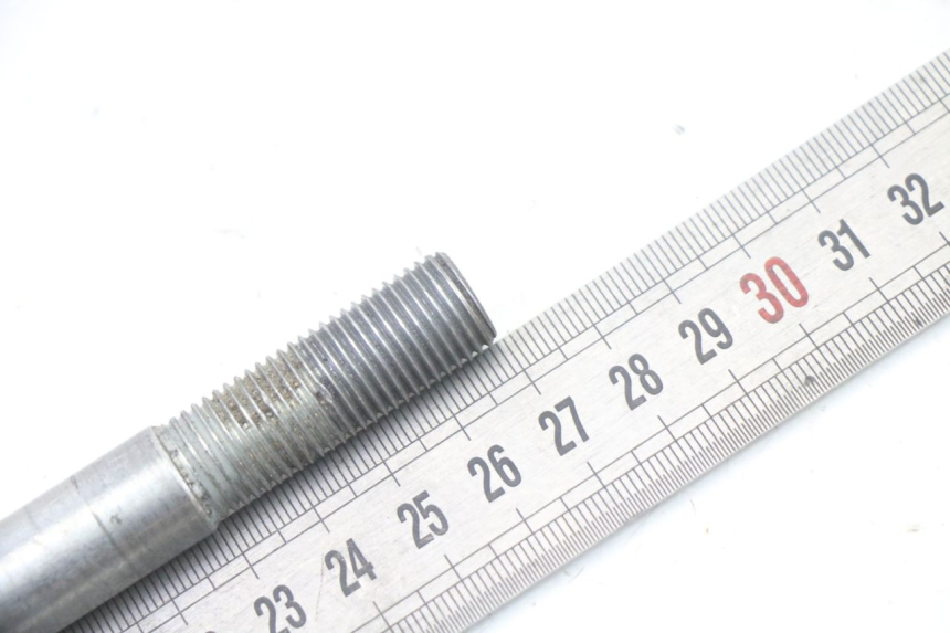 photo de AXE ROUE AVANT APRILIA CLASSIC 125 (1995 - 2001) - Autre angle de vue