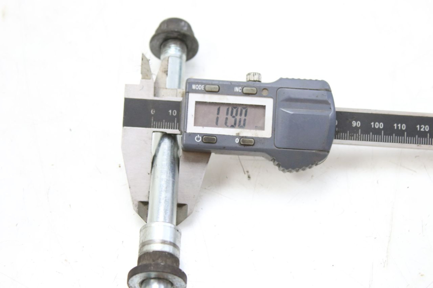 photo de AXE ROUE AVANT YAMAHA CYGNUS X INJECTION 125 (2007 - 2013) - Vue d’ensemble