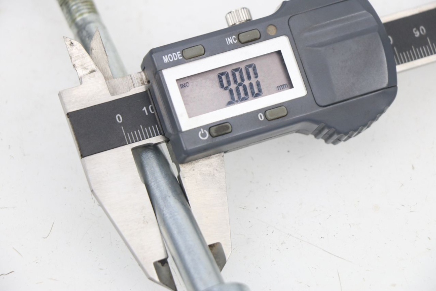 photo de AXE ROUE AVANT LONGJIA DIGITA 2T 50 (2006 - 2018) - Détail de la pièce