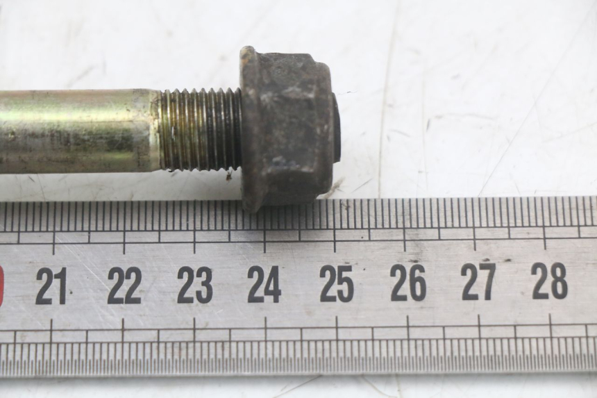 photo de AXE ROUE AVANT KYMCO DINK 4T 50 (2007 - 2018) - Zoom état d’usage