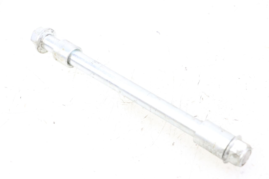 photo de AXE ROUE AVANT PROBIKE DIRT 140 - Gros plan technique