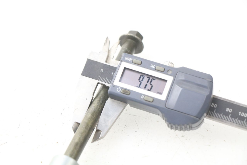 photo de AXE ROUE AVANT RIDE E1 1 (2014 - 2022) - Détail de la pièce