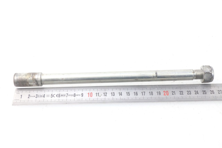 photo de AXE ROUE AVANT PEUGEOT ELYSTAR 50 (2002 - 2014) - Zoom état d’usage