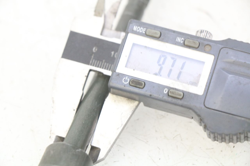 photo de AXE ROUE AVANT JM MOTORS EVOLIS 4T 50 (2018 - 2022) - Détail de la pièce