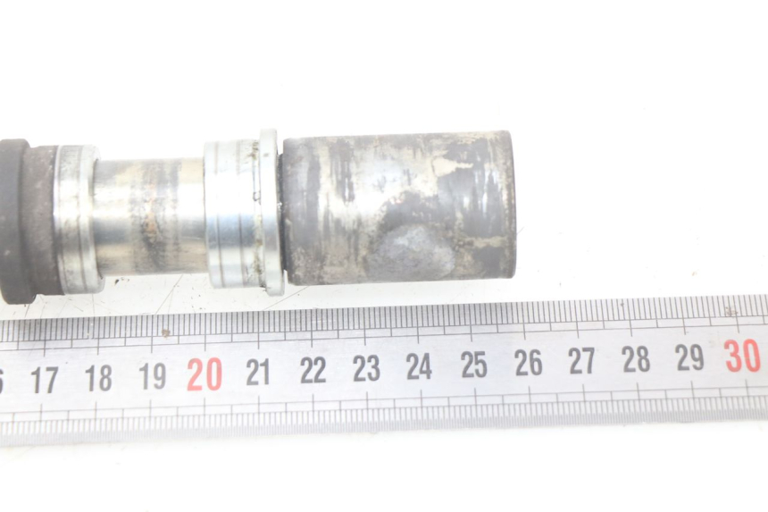 photo de AXE ROUE AVANT YAMAHA FJR ABS 1300 (2016 - 2020) - Zoom état d’usage