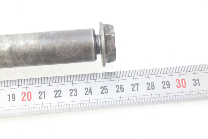 photo de AXE ROUE AVANT YAMAHA FJR ABS 1300 (2006 - 2012) - Zoom état d’usage