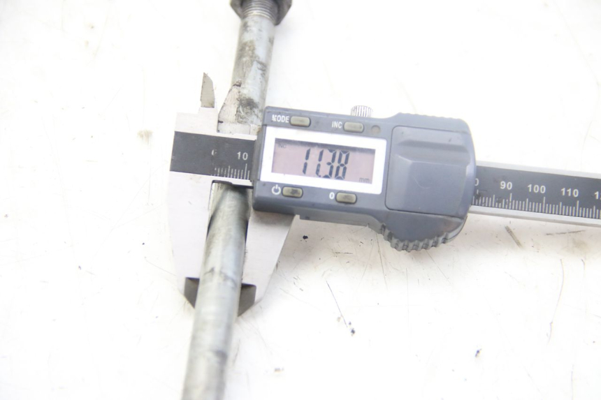 photo de AXE ROUE AVANT MBK FLIPPER 50 (2004 - 2012) - Zoom état d’usage