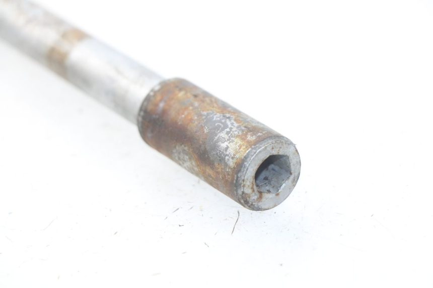 photo de AXE ROUE AVANT PIAGGIO FLY IE 125 (2012 - 2017) - Vue d’ensemble