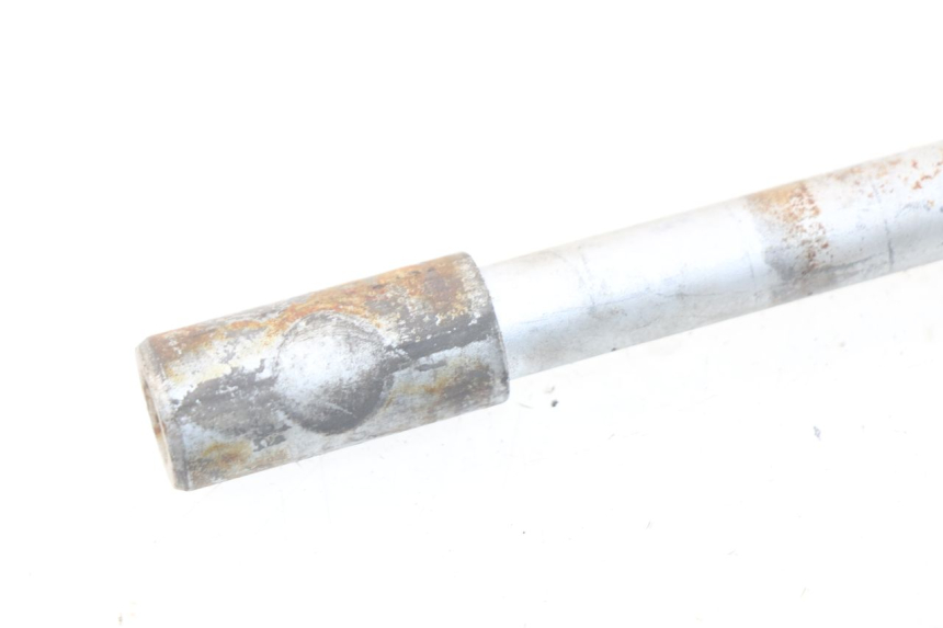 photo de AXE ROUE AVANT PIAGGIO FLY IE 125 (2012 - 2017) - État de surface