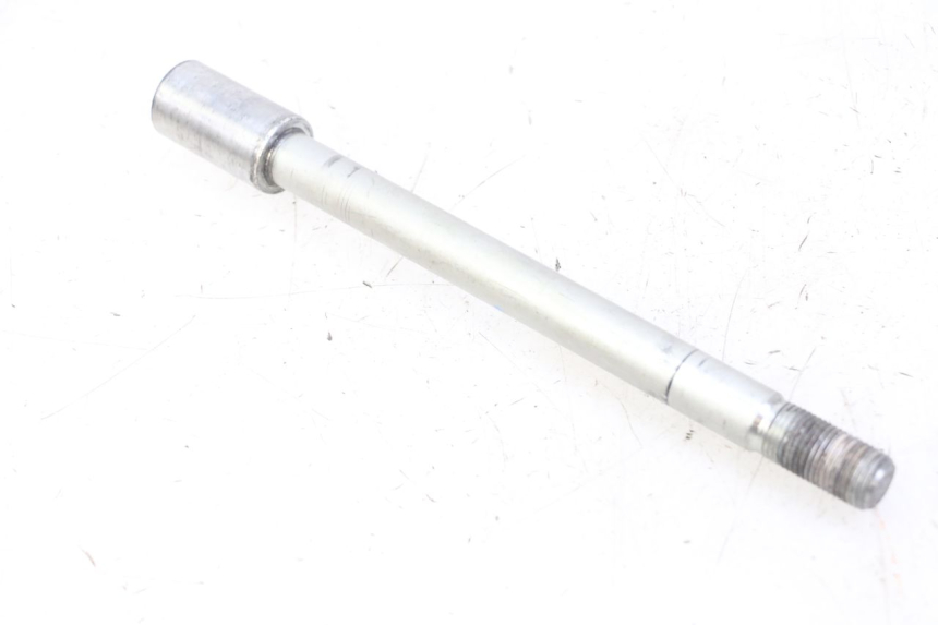 photo de AXE ROUE AVANT HONDA FORZA ABS 300 (2013 - 2017) - Vue principale