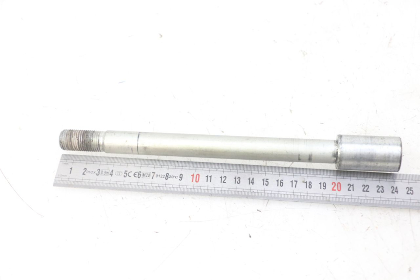 photo de AXE ROUE AVANT HONDA FORZA ABS 300 (2013 - 2017) - Zoom état d’usage