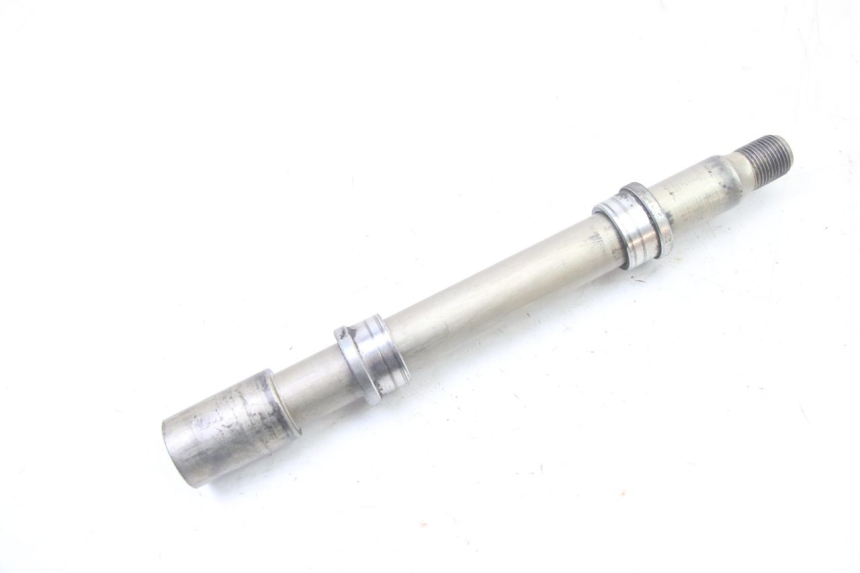 photo de AXE ROUE AVANT YAMAHA FZ6 FAZER S2 600 (2007 - 2011) - Vue principale